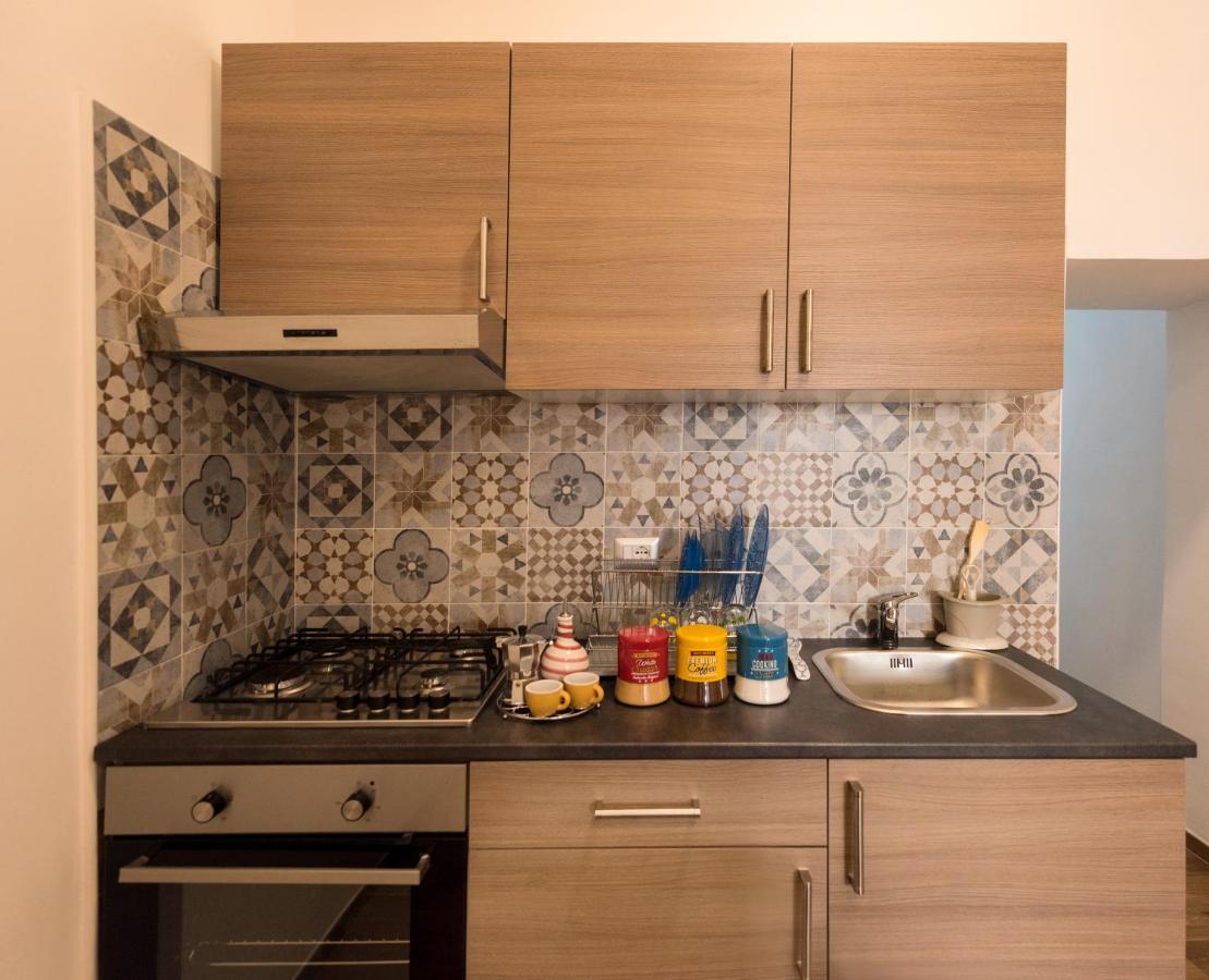 Dimora Francesca Lägenhet Salerno Exteriör bild